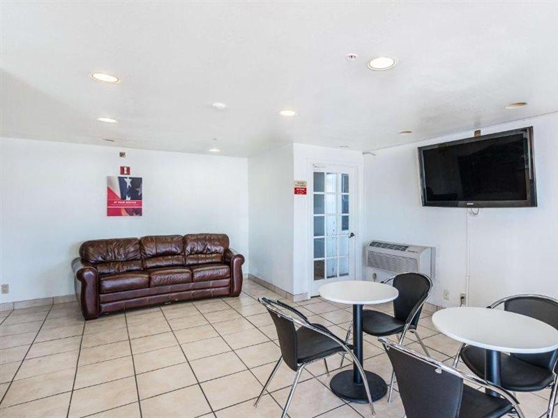 Motel 6-San Marcos, Tx - North Екстер'єр фото