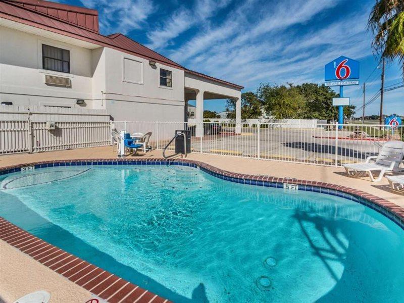 Motel 6-San Marcos, Tx - North Екстер'єр фото