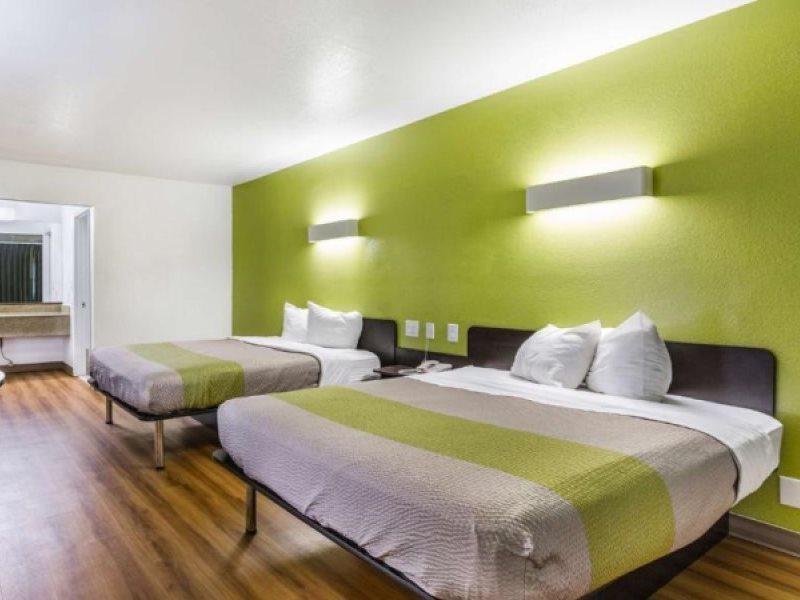 Motel 6-San Marcos, Tx - North Екстер'єр фото