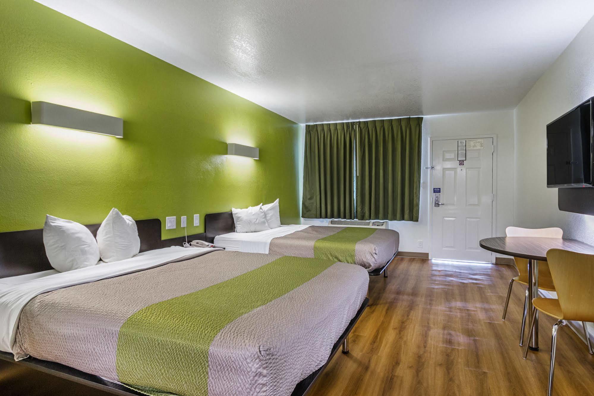 Motel 6-San Marcos, Tx - North Екстер'єр фото