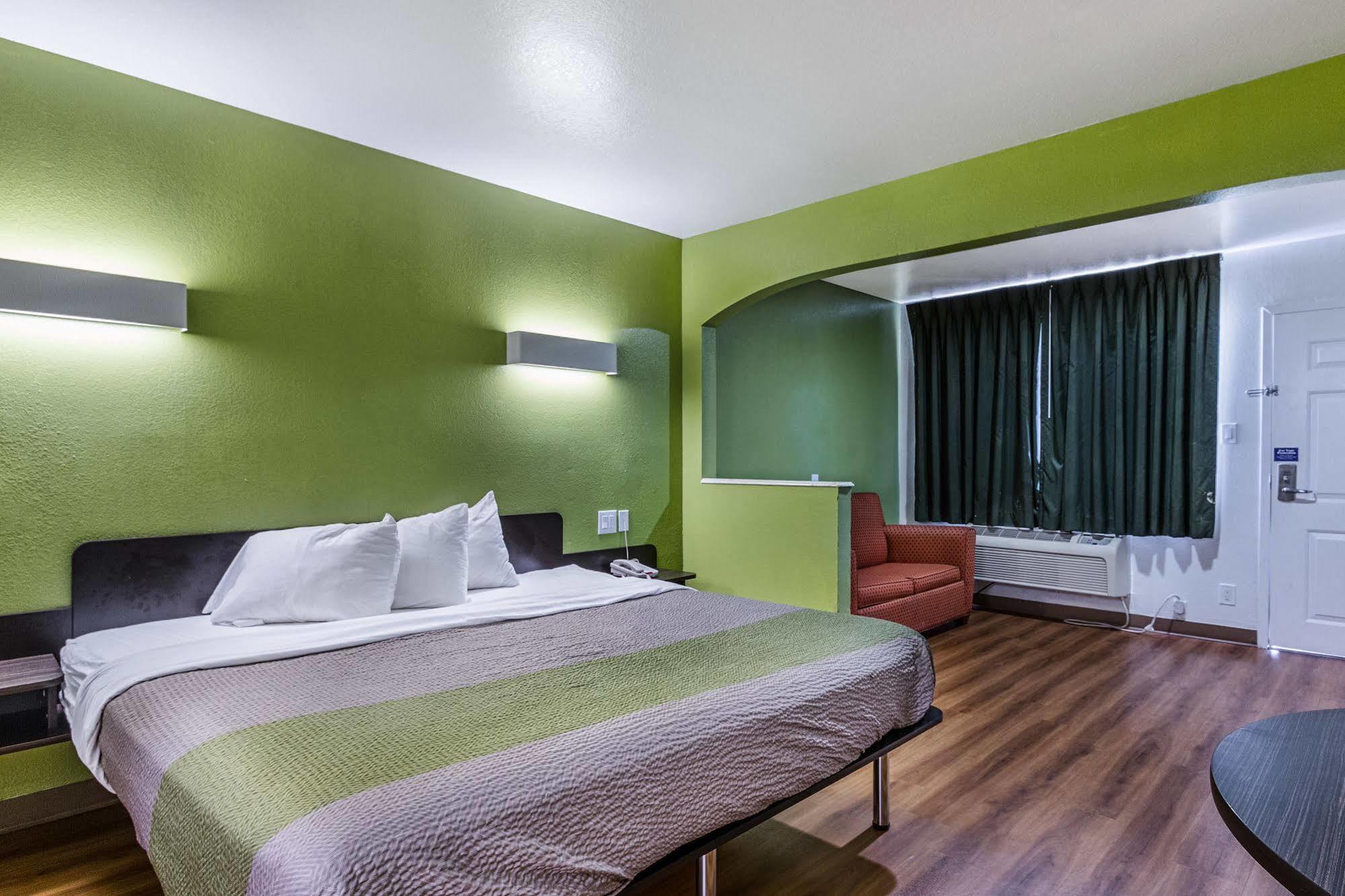 Motel 6-San Marcos, Tx - North Екстер'єр фото