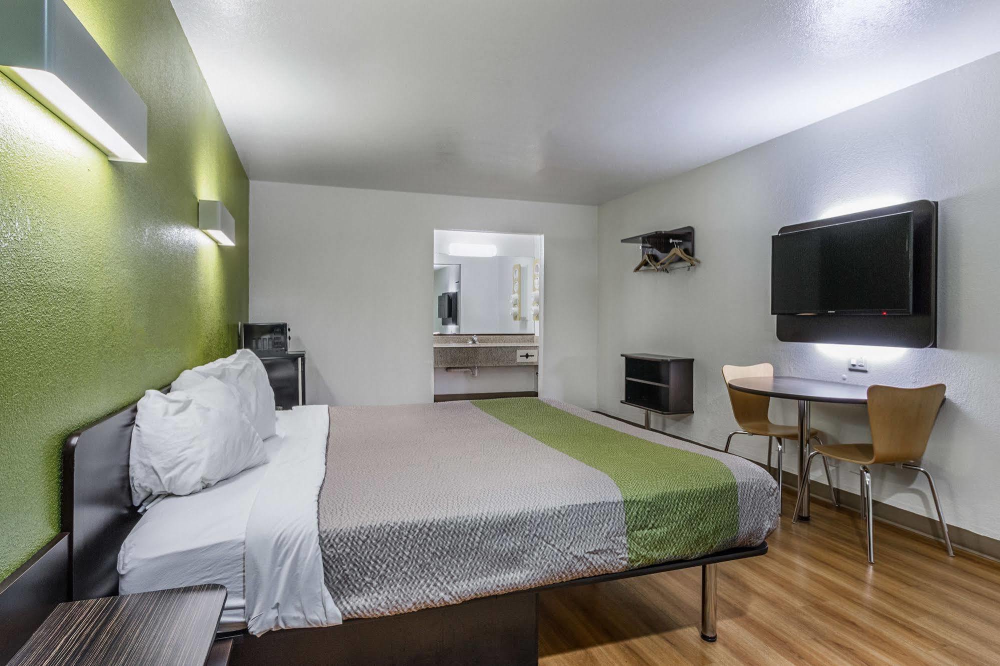 Motel 6-San Marcos, Tx - North Екстер'єр фото